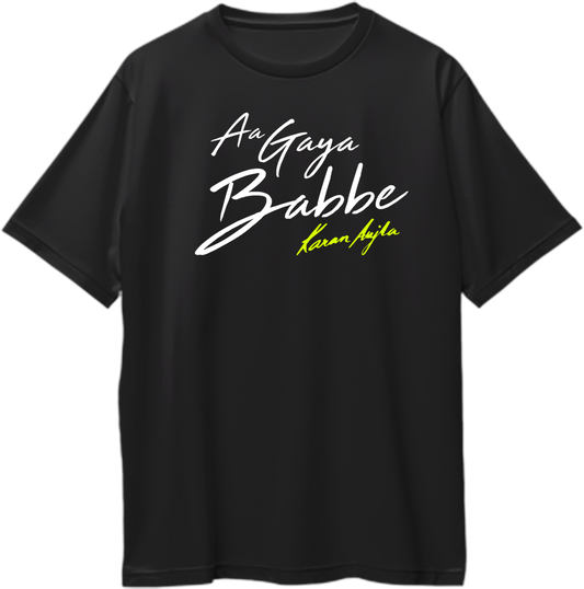 Front view of the Aa Gaya Babbe Karan Aujla Oversized T-Shirt with bold typography of his catchphrase and oversized fit.